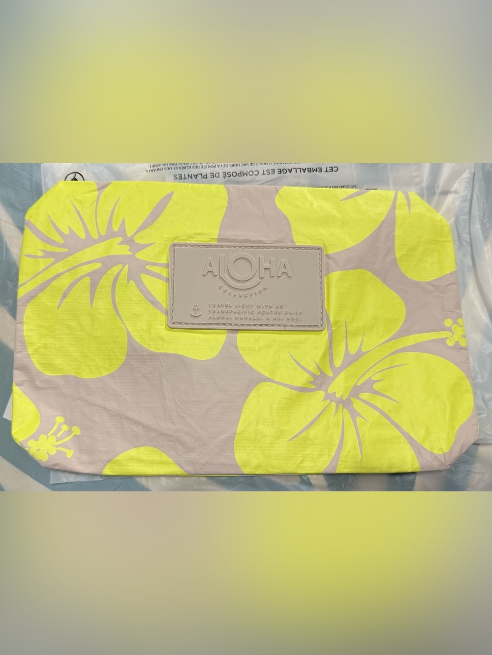 *NEW* ALOHA Collection Hana Hou Small Pouch - Super Special Limited Edition